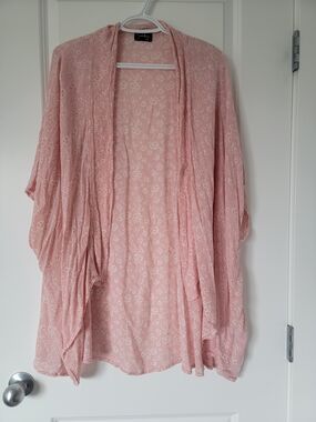 Velvet Heart Pink Floral Open Front Kimono Cardigan